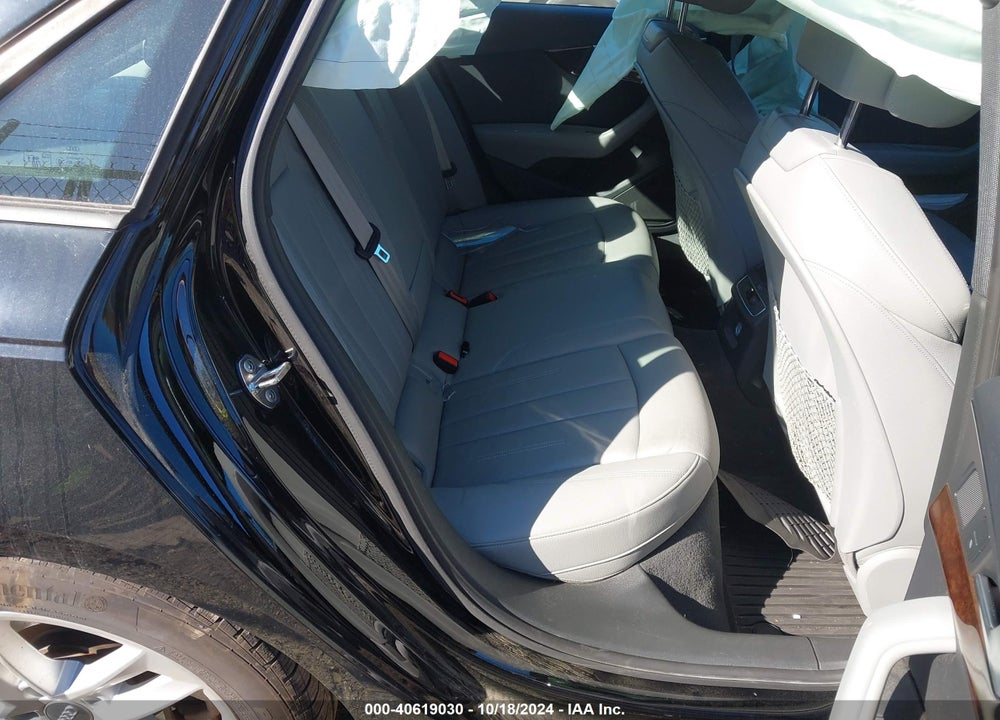 2017 AUDI A4 2.0T PREMIUM VIN: WAUANAF40HN071183