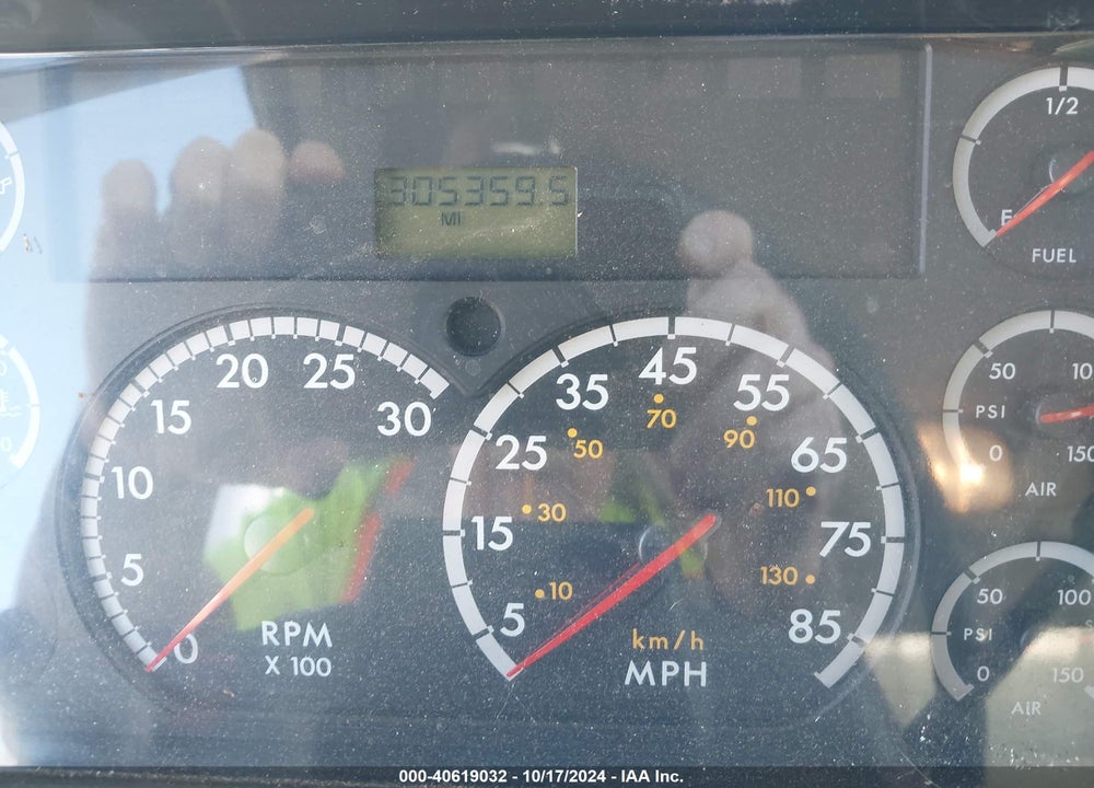 2008 FREIGHTLINER M2 106 MEDIUM DUTY VIN: 1FVACWDJ08HAA7645