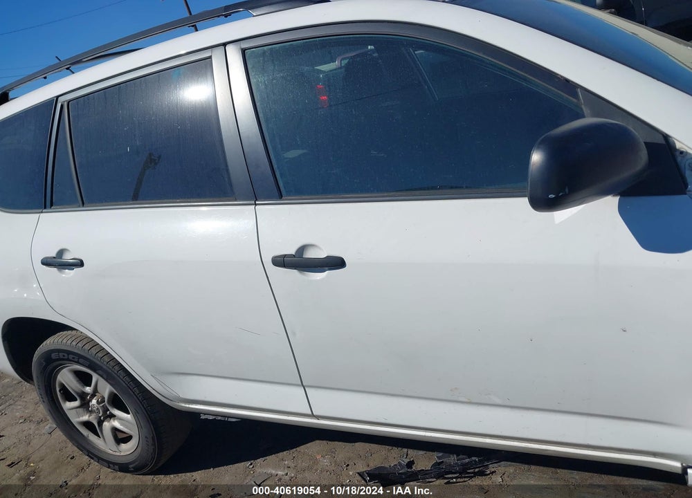 2011 TOYOTA RAV4 VIN: 2T3BF4DV0BW131156