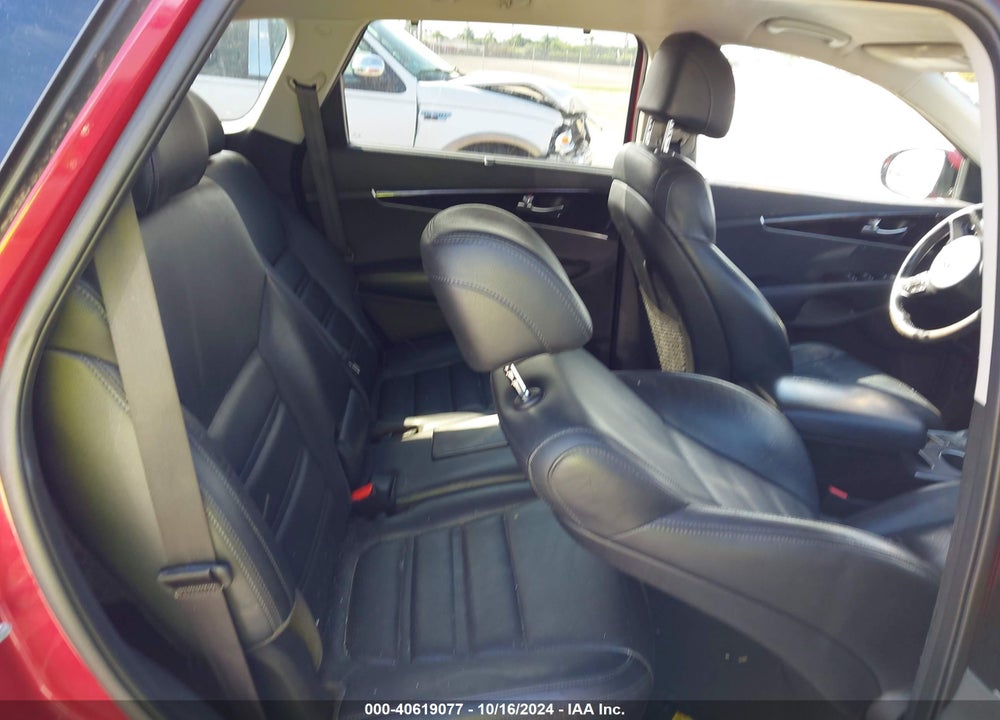 2017 KIA SORENTO 3.3L EX VIN: 5XYPH4A56HG300043