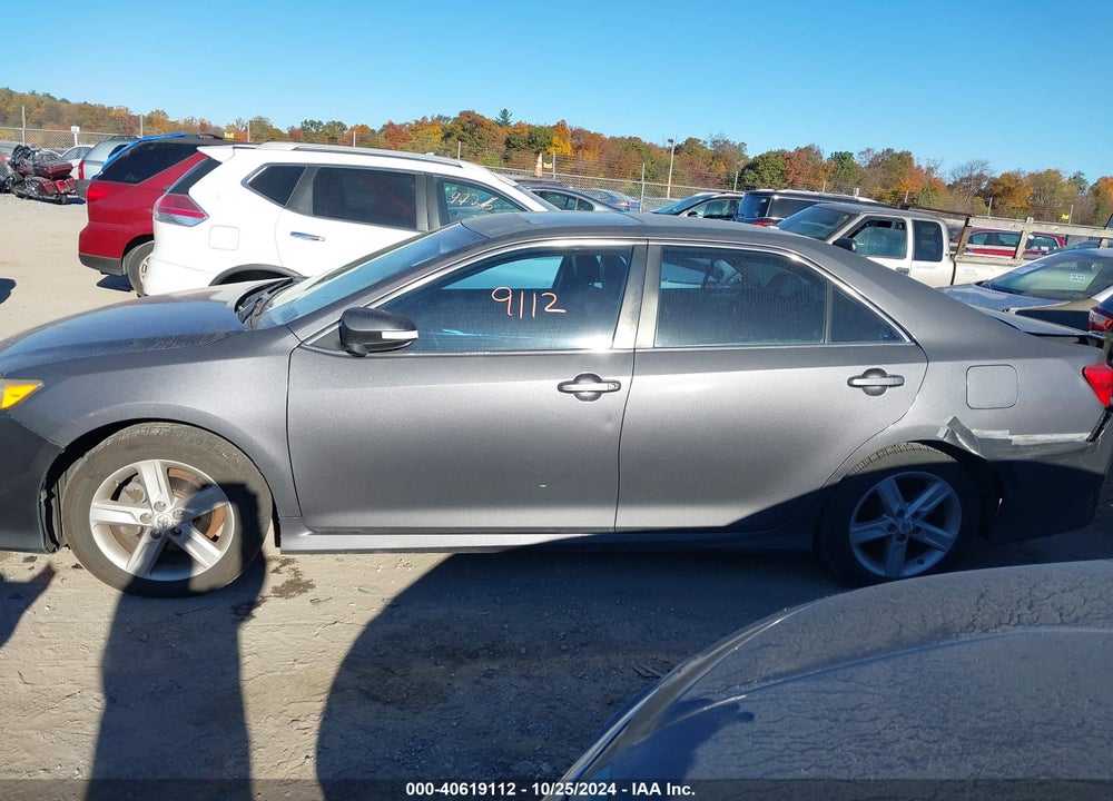 2012 TOYOTA CAMRY SE VIN: 4T1BF1FK0CU030551