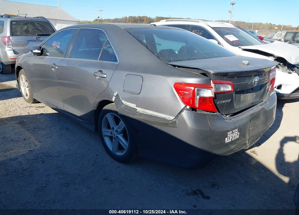 2012 TOYOTA CAMRY SE VIN: 4T1BF1FK0CU030551