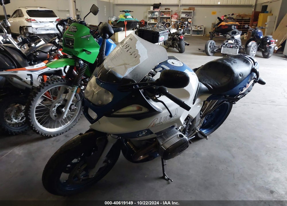 2004 BMW R1100 S VIN: WB10432A84ZB53321