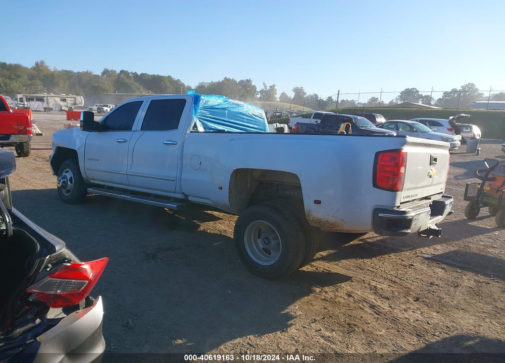 2017 CHEVROLET SILVERADO 3500HD LTZ VIN: 1GC4K0CY7HF226171