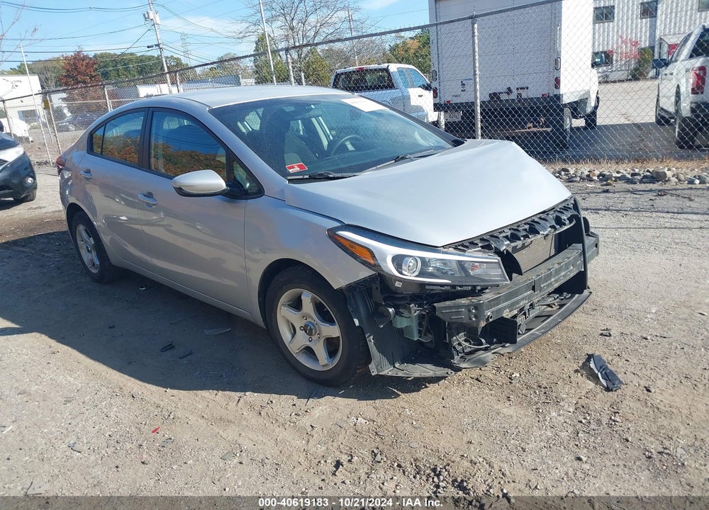 2018 KIA FORTE LX VIN: 3KPFK4A78JE280704