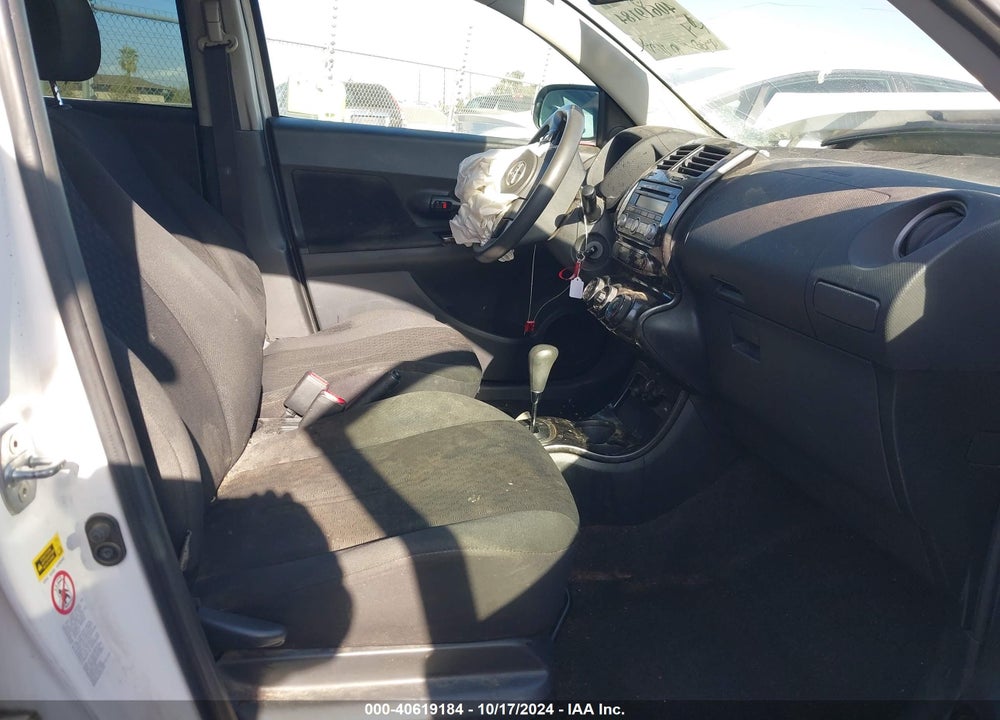 2009 SCION XD VIN: JTKKU10409J042531