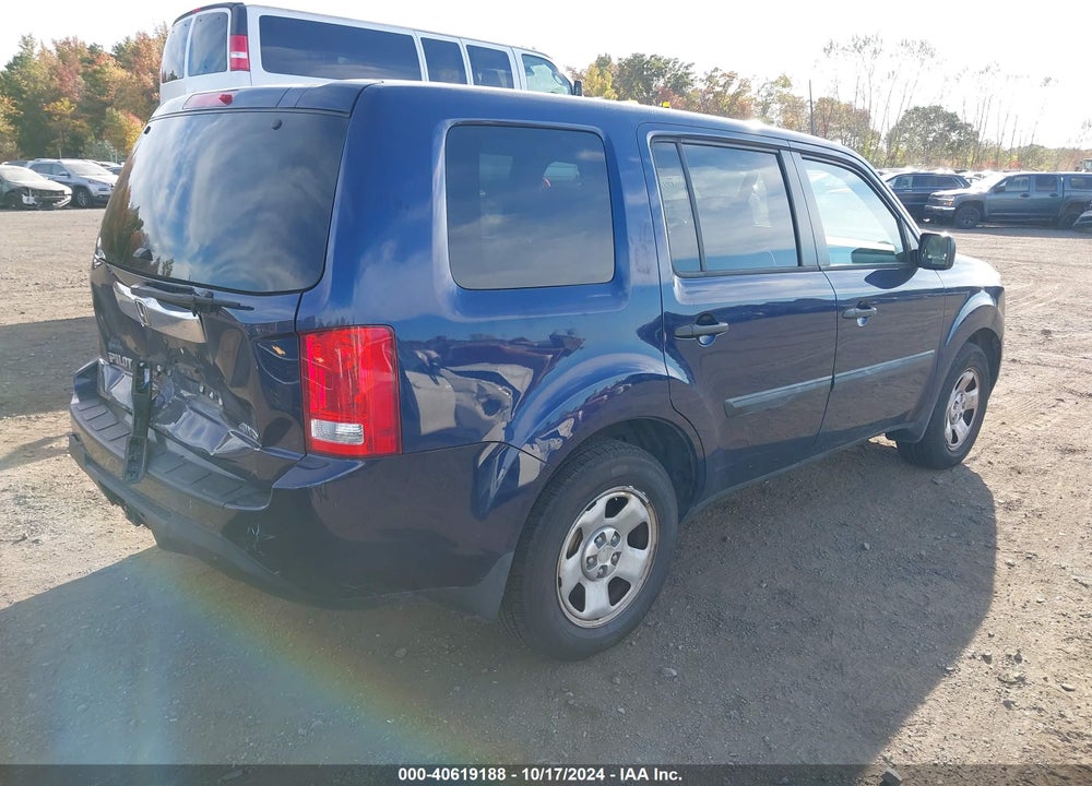2014 HONDA PILOT LX VIN: 5FNYF4H28EB018107