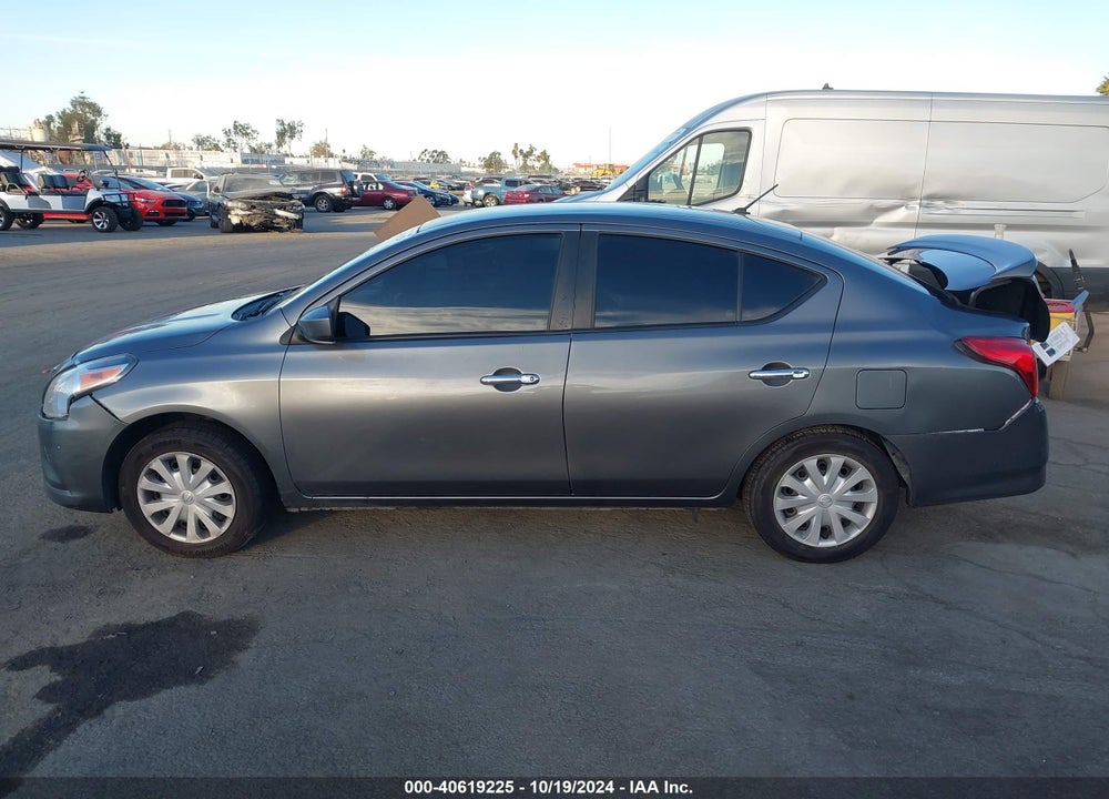2019 NISSAN VERSA 1.6 SV VIN: 3N1CN7AP2KL839742