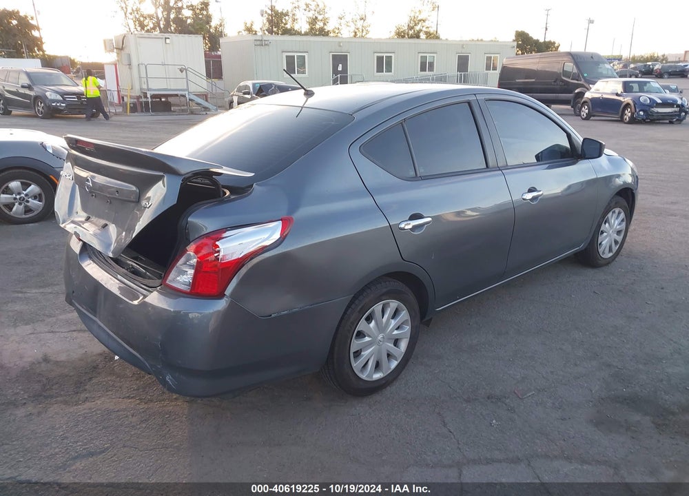 2019 NISSAN VERSA 1.6 SV VIN: 3N1CN7AP2KL839742