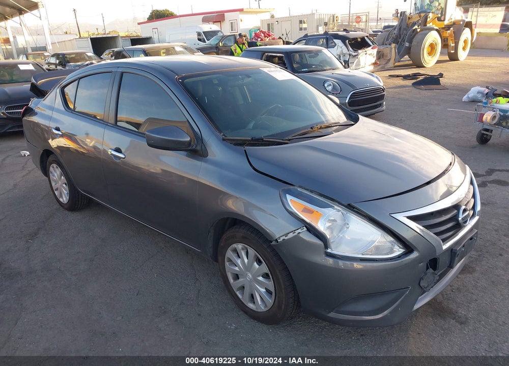 2019 NISSAN VERSA 1.6 SV VIN: 3N1CN7AP2KL839742