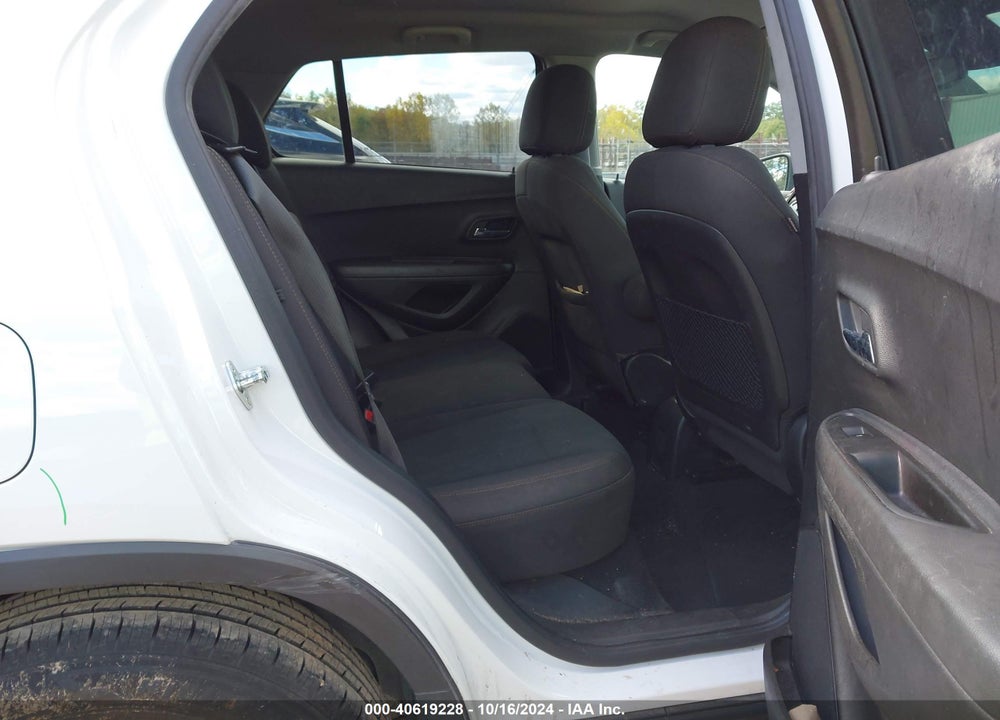 2020 CHEVROLET TRAX FWD LS VIN: KL7CJKSBXLB047644