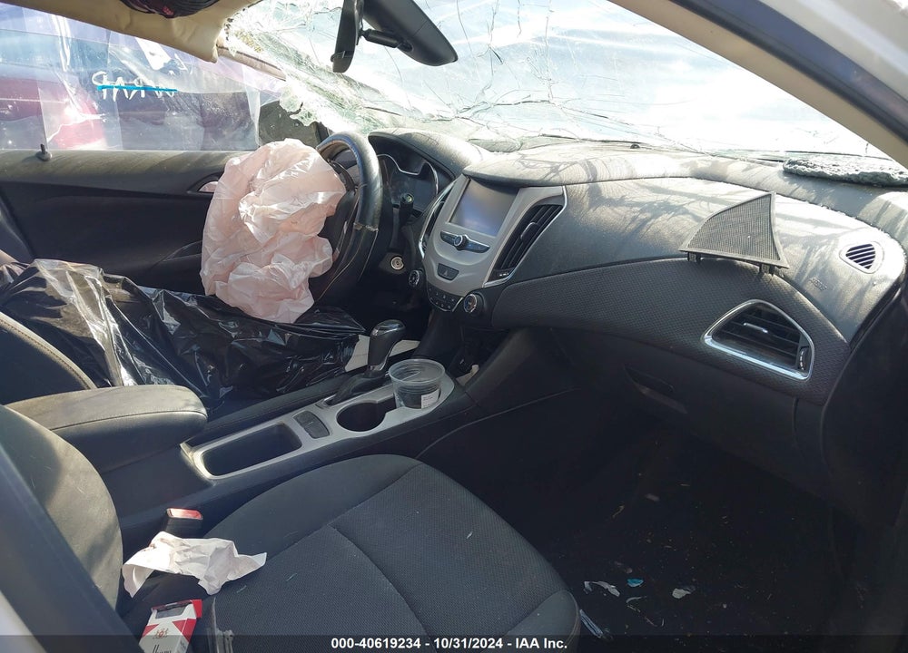 2016 CHEVROLET CRUZE LS AUTO VIN: 1G1BC5SM8G7241098