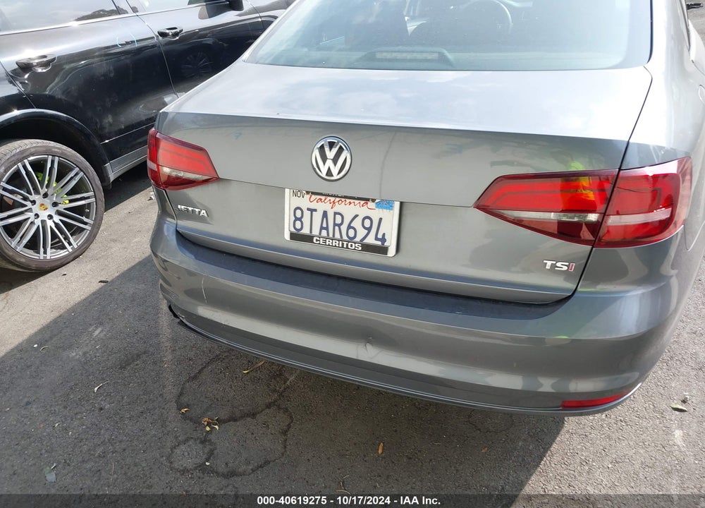 2017 VOLKSWAGEN JETTA 1.4T S VIN: 3VW2B7AJ4HM343421