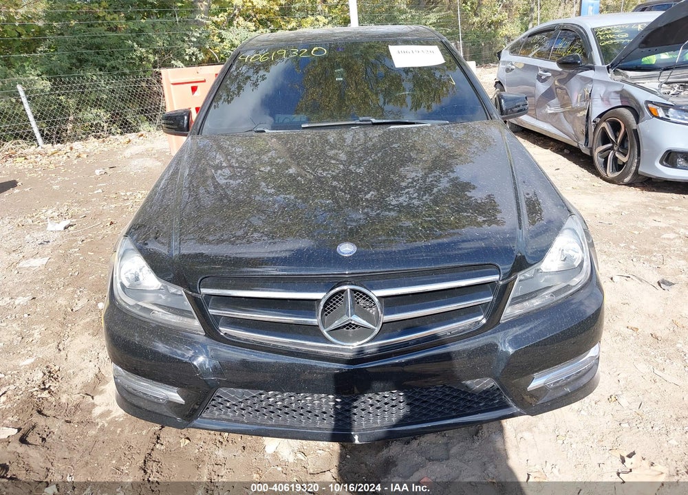 2014 MERCEDES-BENZ C 250 LUXURY/SPORT VIN: WDDGF4HB5EA935726