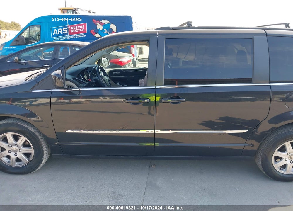 2013 CHRYSLER TOWN & COUNTRY TOURING VIN: 2C4RC1BG6DR554668