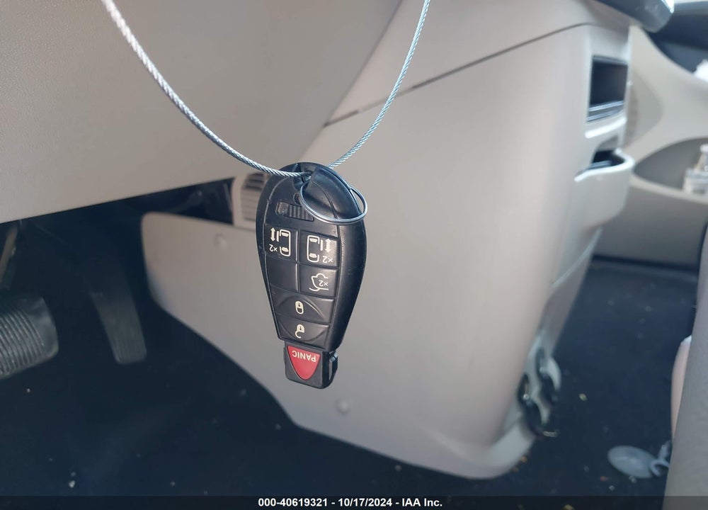 2013 CHRYSLER TOWN & COUNTRY TOURING VIN: 2C4RC1BG6DR554668