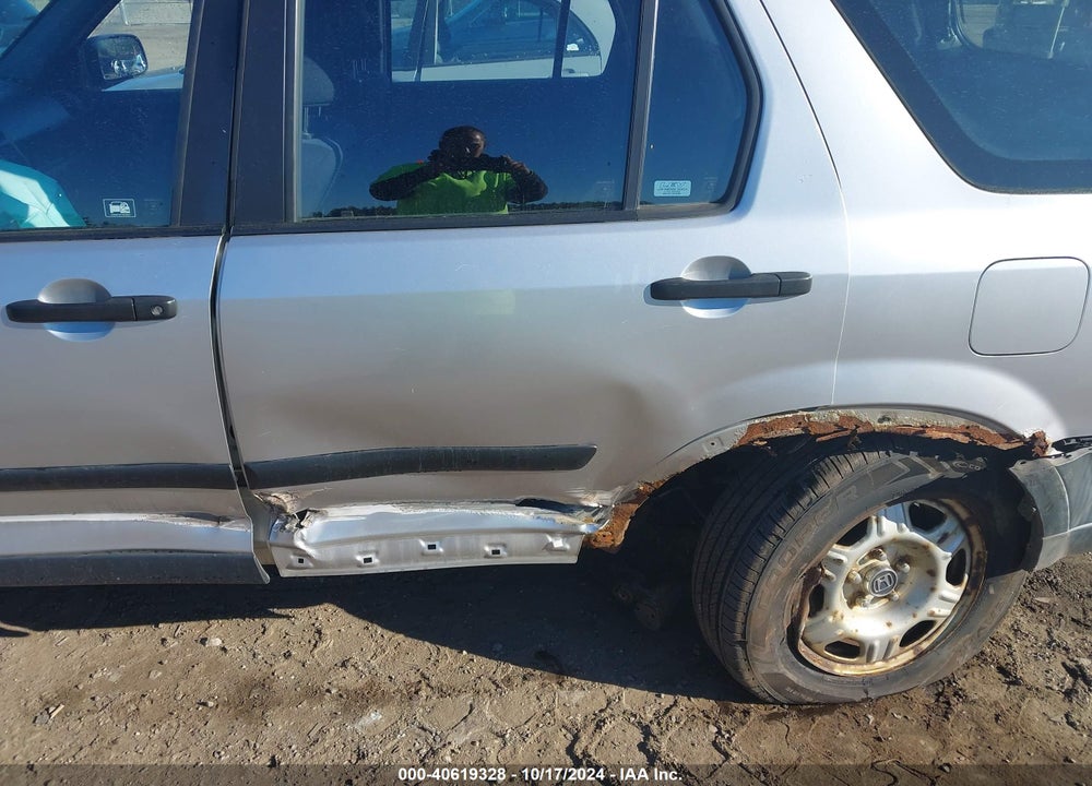 2006 HONDA CR-V LX VIN: JHLRD78556C036796