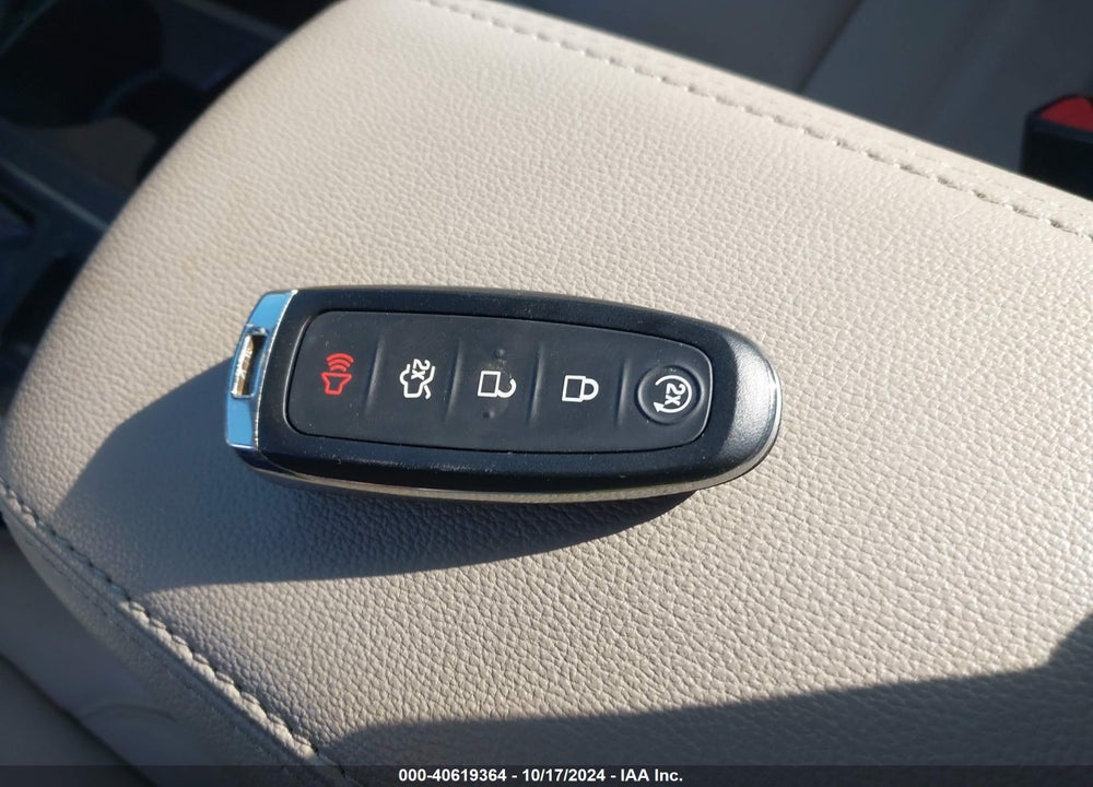 2019 FORD ESCAPE TITANIUM VIN: 1FMCU0J92KUC20214