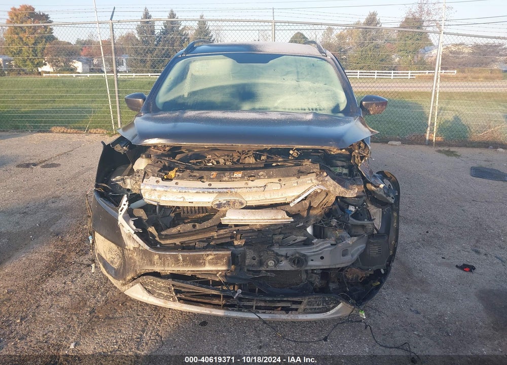 2018 FORD ESCAPE SEL VIN: 1FMCU0HD2JUC47342