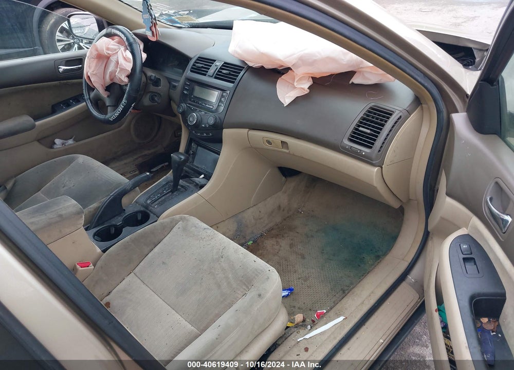 2005 HONDA ACCORD 2.4 LX VIN: 1HGCM56465A170584