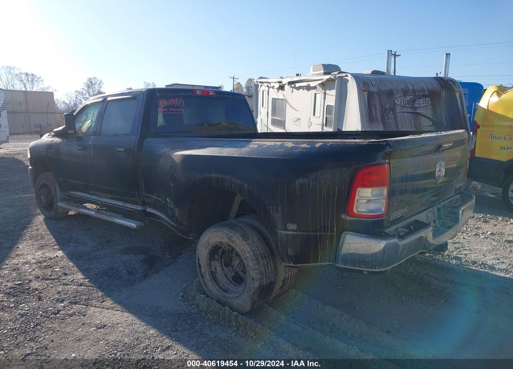 2019 RAM 3500 BIG HORN  4X4 8' BOX VIN: 3C63RRHL4KG702656