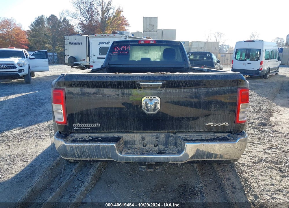 2019 RAM 3500 BIG HORN  4X4 8' BOX VIN: 3C63RRHL4KG702656