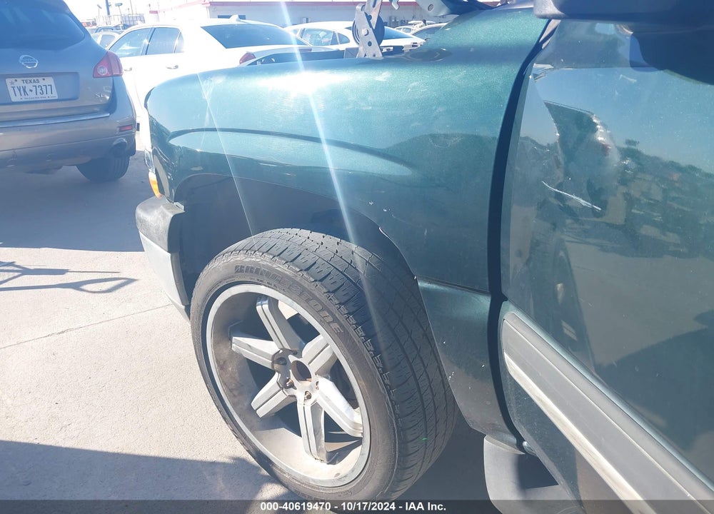 2004 CHEVROLET TAHOE LS VIN: 1GNEC13Z24J304306