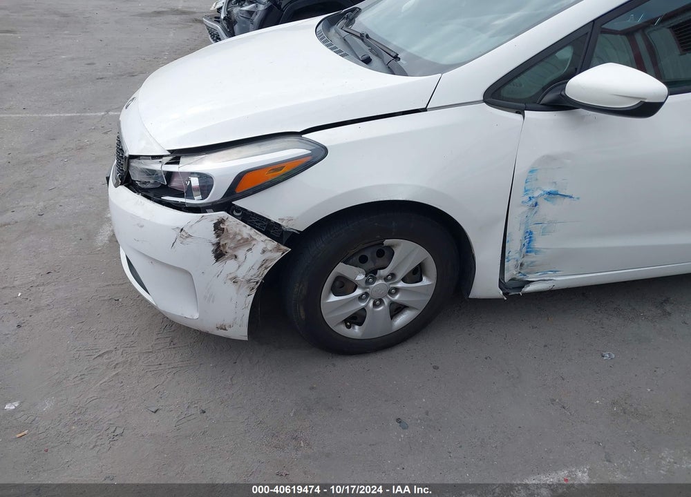 2018 KIA FORTE LX VIN: 3KPFK4A71JE182033