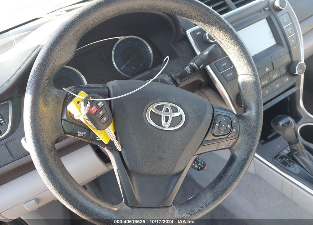 2017 TOYOTA CAMRY LE VIN: 4T1BF1FK8HU377679