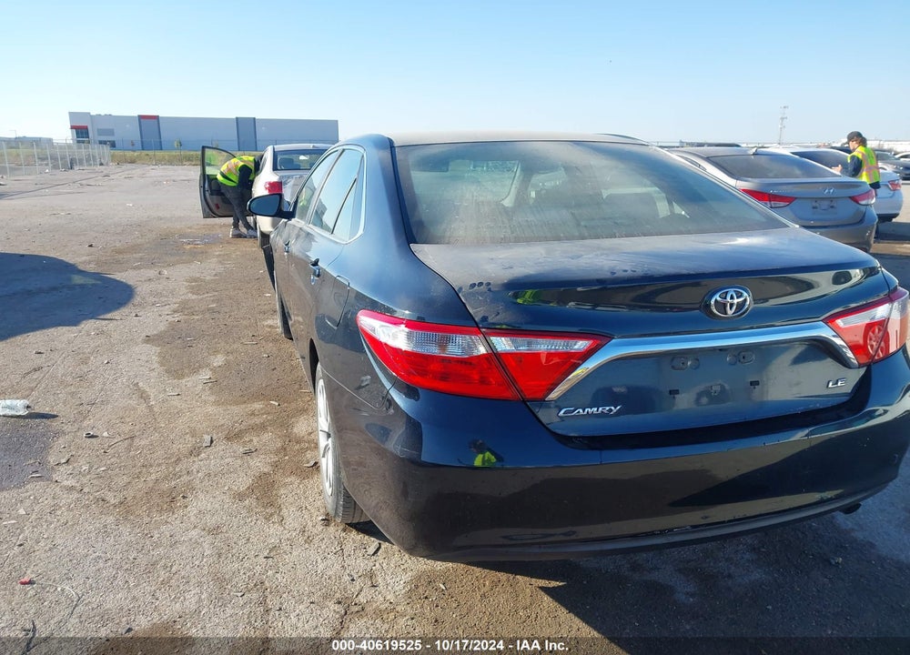 2017 TOYOTA CAMRY LE VIN: 4T1BF1FK8HU377679