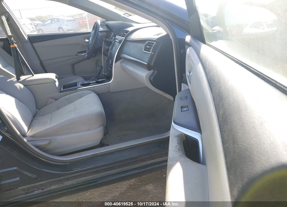 2017 TOYOTA CAMRY LE VIN: 4T1BF1FK8HU377679