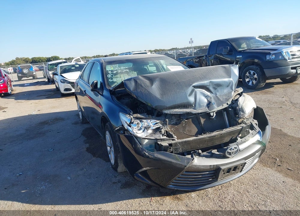 2017 TOYOTA CAMRY LE VIN: 4T1BF1FK8HU377679