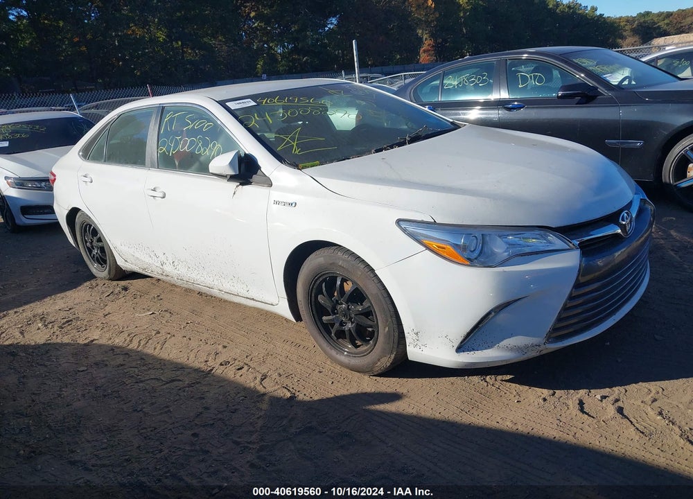 2015 TOYOTA CAMRY HYBRID LE VIN: 4T1BD1FK7FU159428