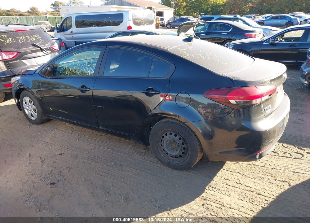 2017 KIA FORTE LX VIN: 3KPFK4A72HE114205