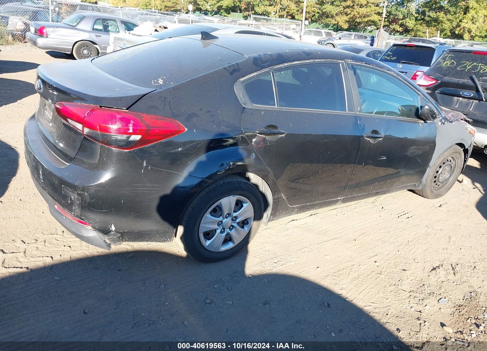 2017 KIA FORTE LX VIN: 3KPFK4A72HE114205