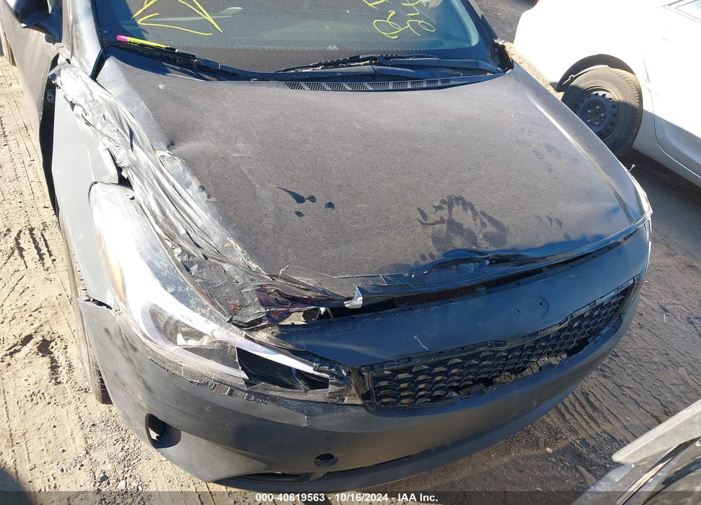2017 KIA FORTE LX VIN: 3KPFK4A72HE114205