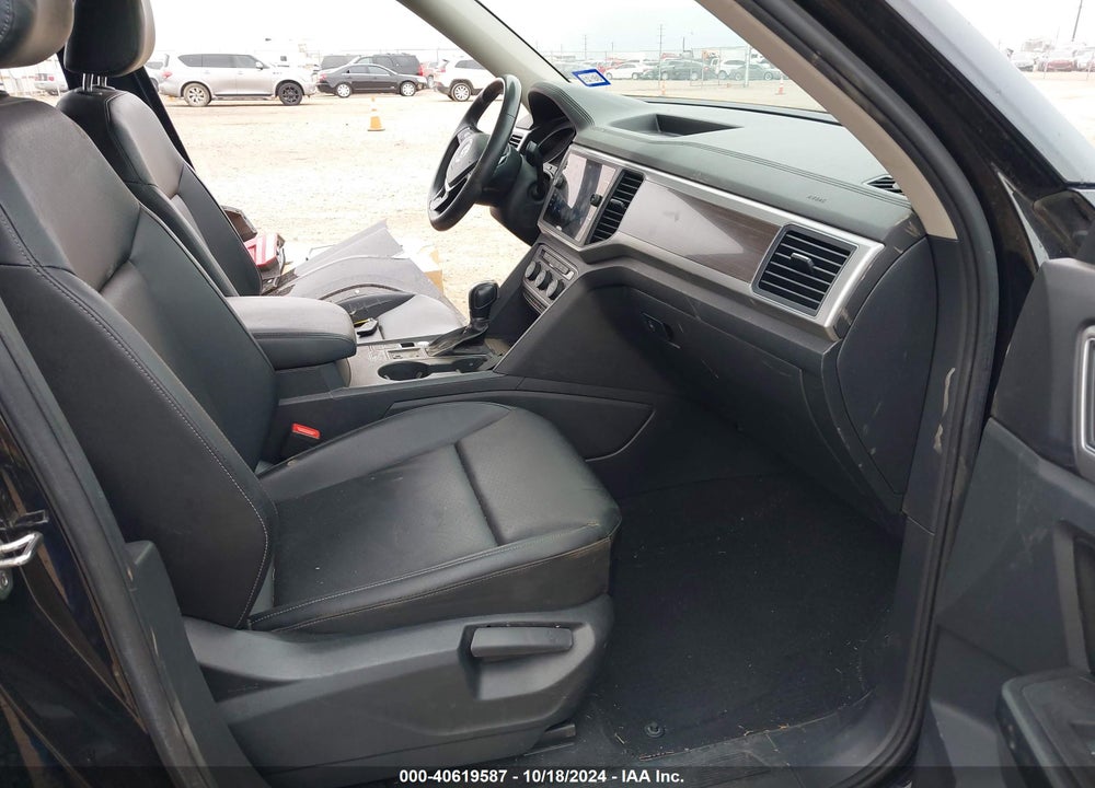 2019 VOLKSWAGEN ATLAS 3.6L V6 SE W/TECHNOLOGY R-LINE VIN: 1V2YR2CA1KC584255