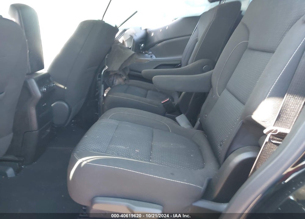 2023 GMC ACADIA AWD SLE VIN: 1GKKNRL40PZ105435