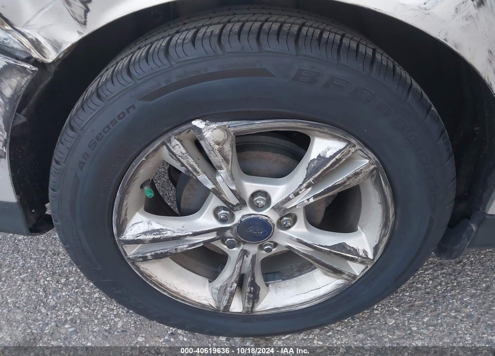 2014 FORD FOCUS SE VIN: 1FADP3F25EL419447