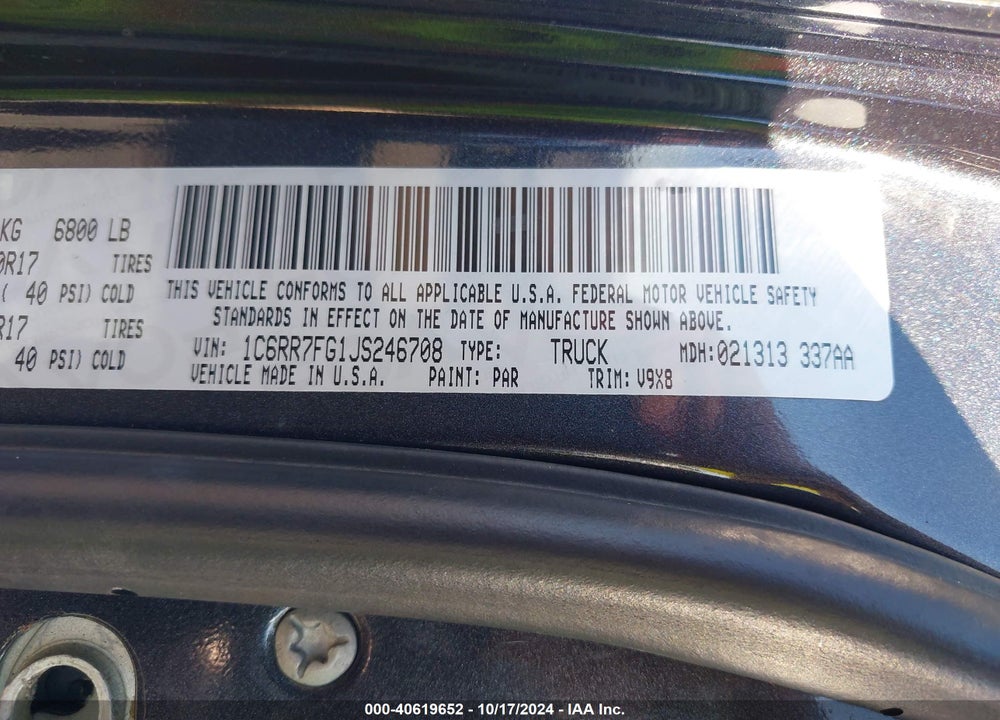 2018 RAM 1500 EXPRESS 4X4 6'4 BOX VIN: 1C6RR7FG1JS246708