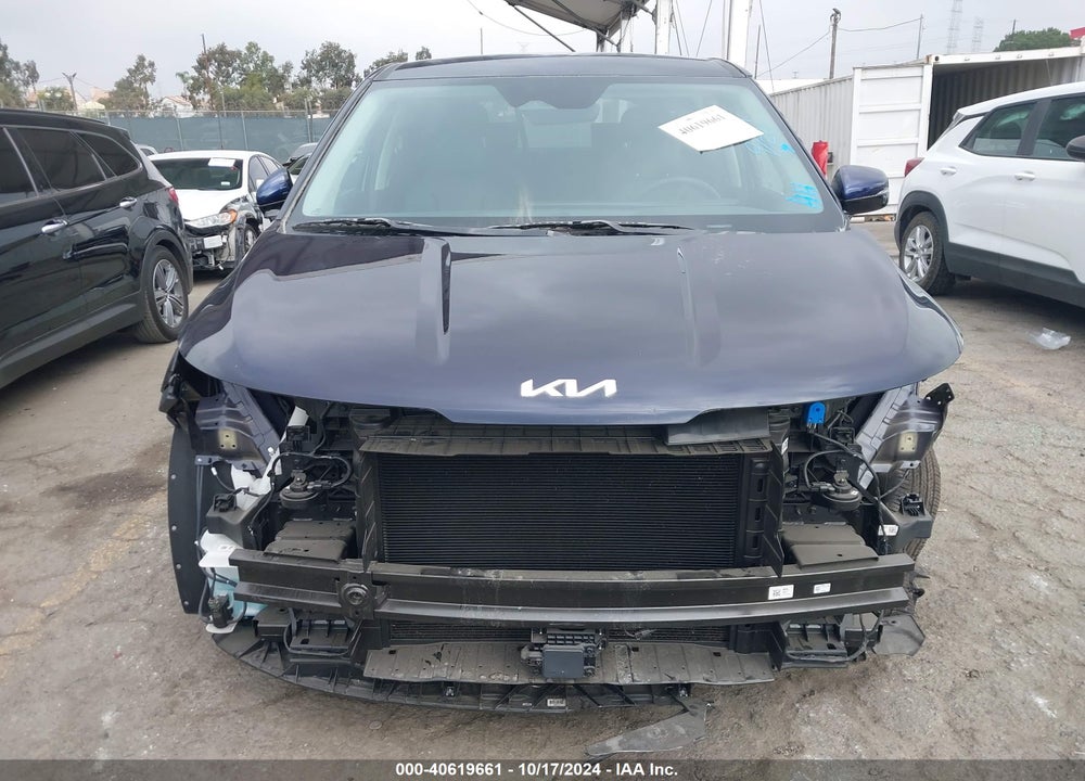 2025 KIA CARNIVAL MPV LXS VIN: KNDNB5K39S6453960
