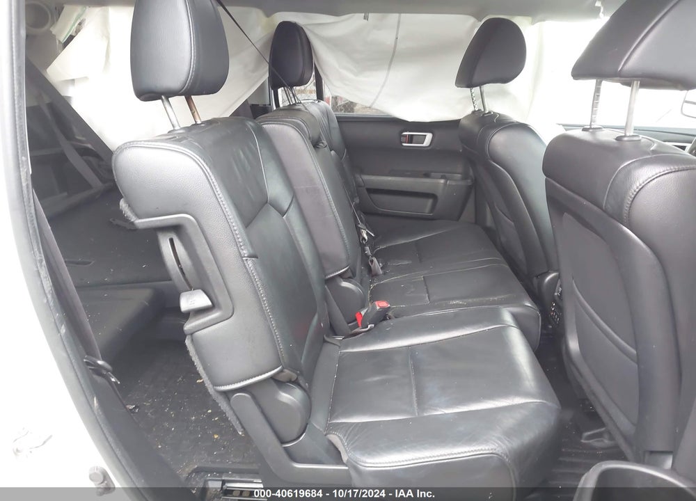 2015 HONDA PILOT TOURING VIN: 5FNYF4H99FB049526