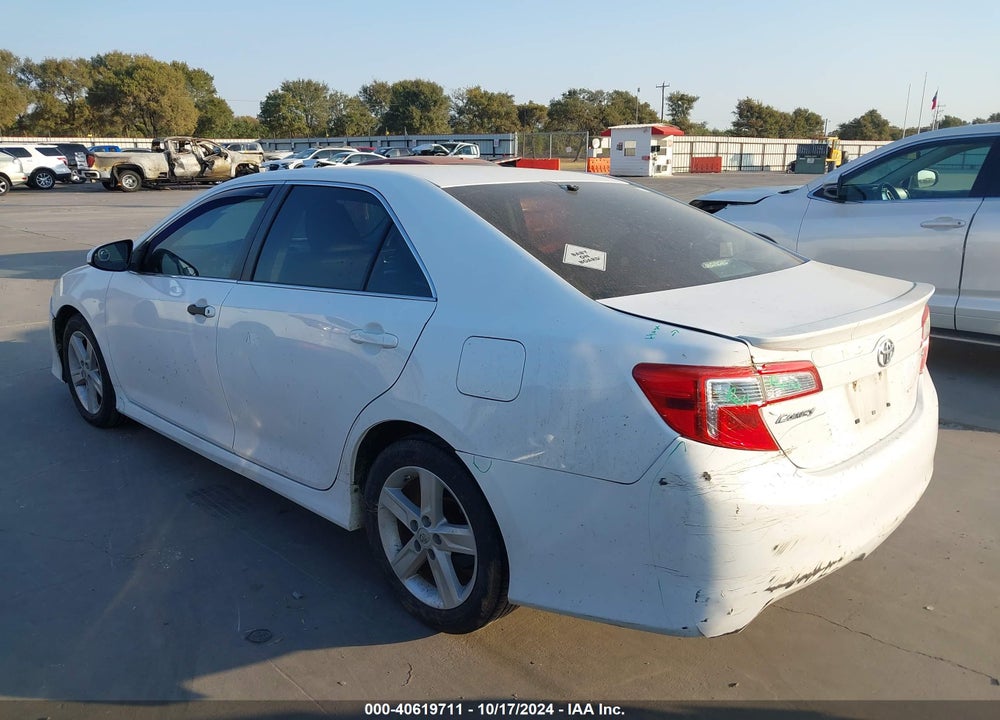 2013 TOYOTA CAMRY SE VIN: 4T1BF1FK8DU209700