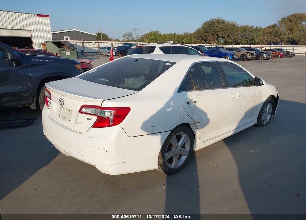 2013 TOYOTA CAMRY SE VIN: 4T1BF1FK8DU209700