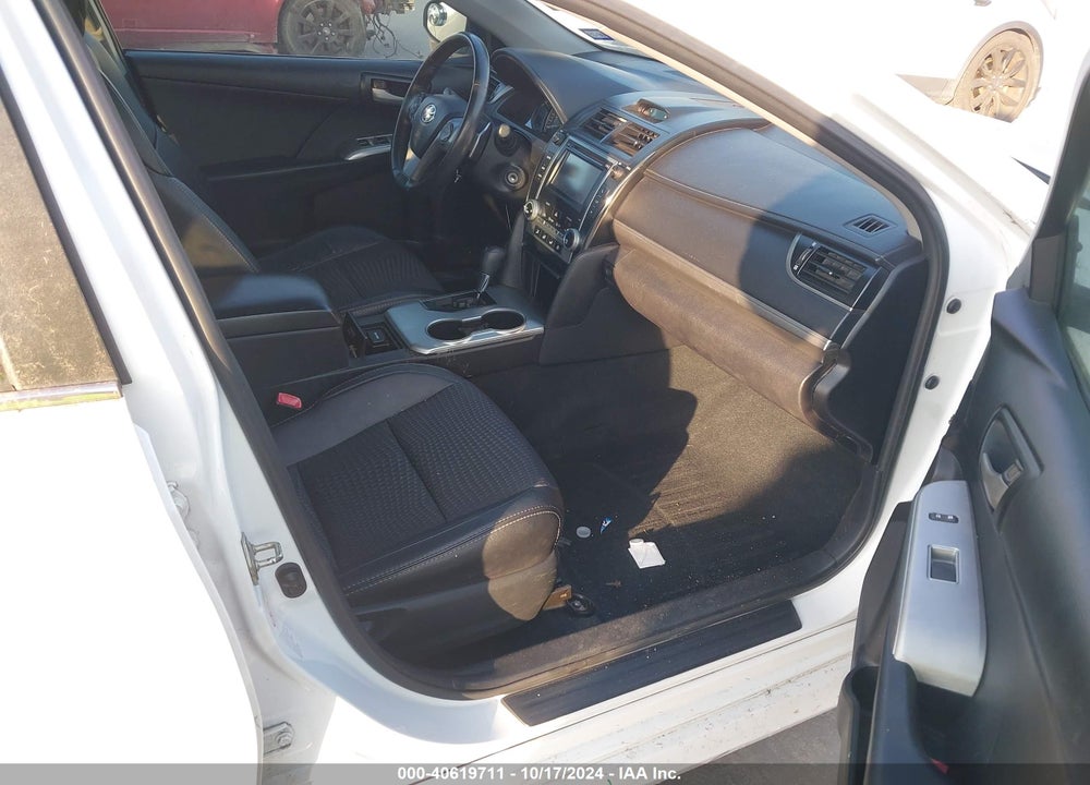 2013 TOYOTA CAMRY SE VIN: 4T1BF1FK8DU209700
