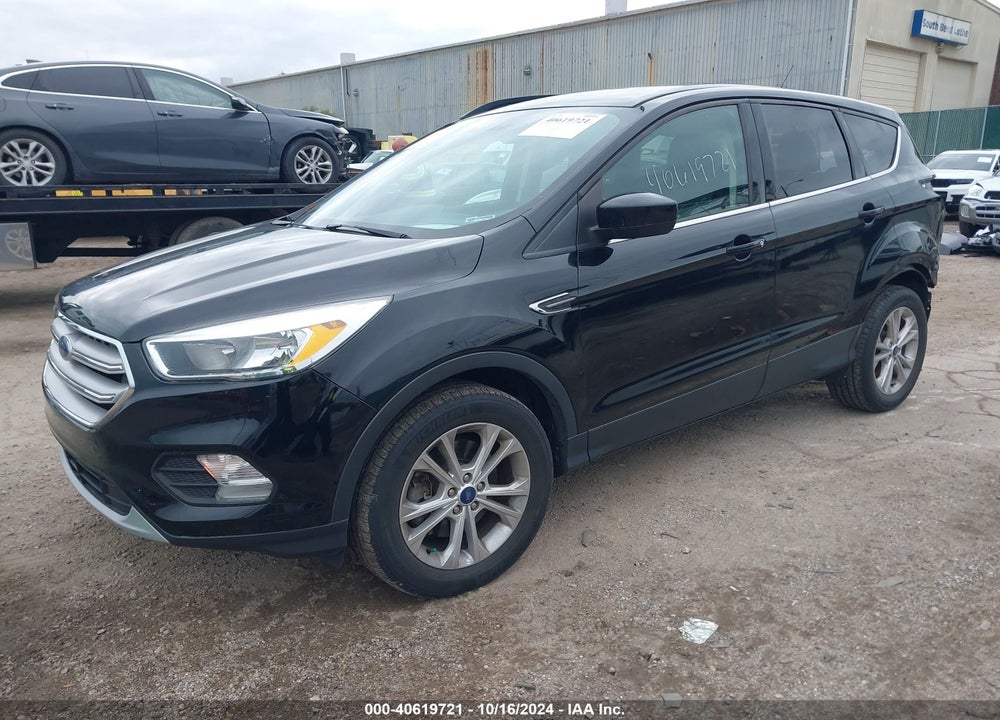 2018 FORD ESCAPE SE VIN: 1FMCU9GD5JUB10708