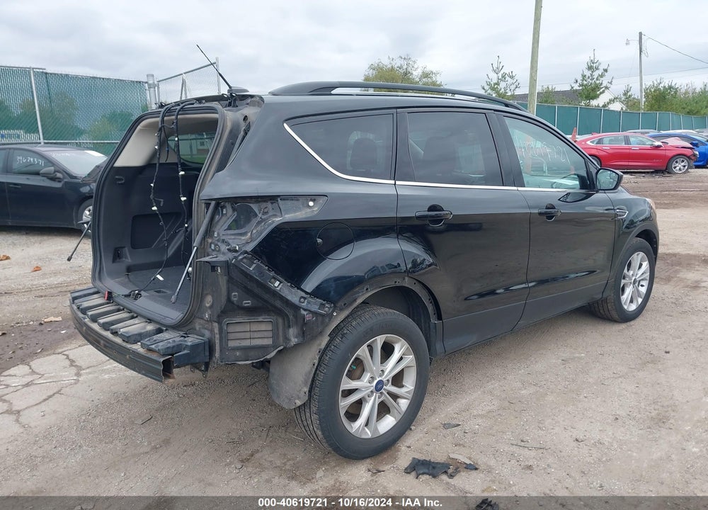 2018 FORD ESCAPE SE VIN: 1FMCU9GD5JUB10708