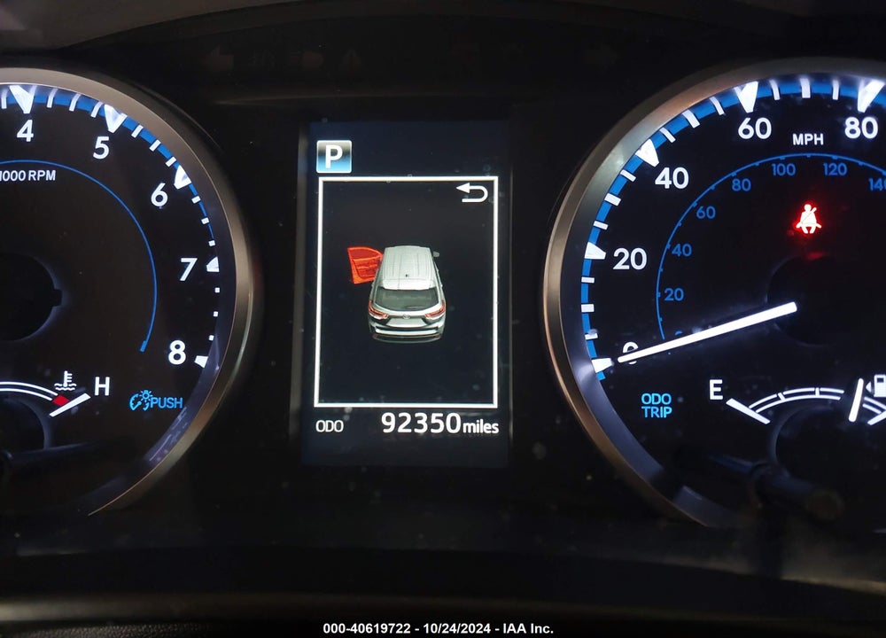 2019 TOYOTA HIGHLANDER LE VIN: 5TDBZRFH4KS929608
