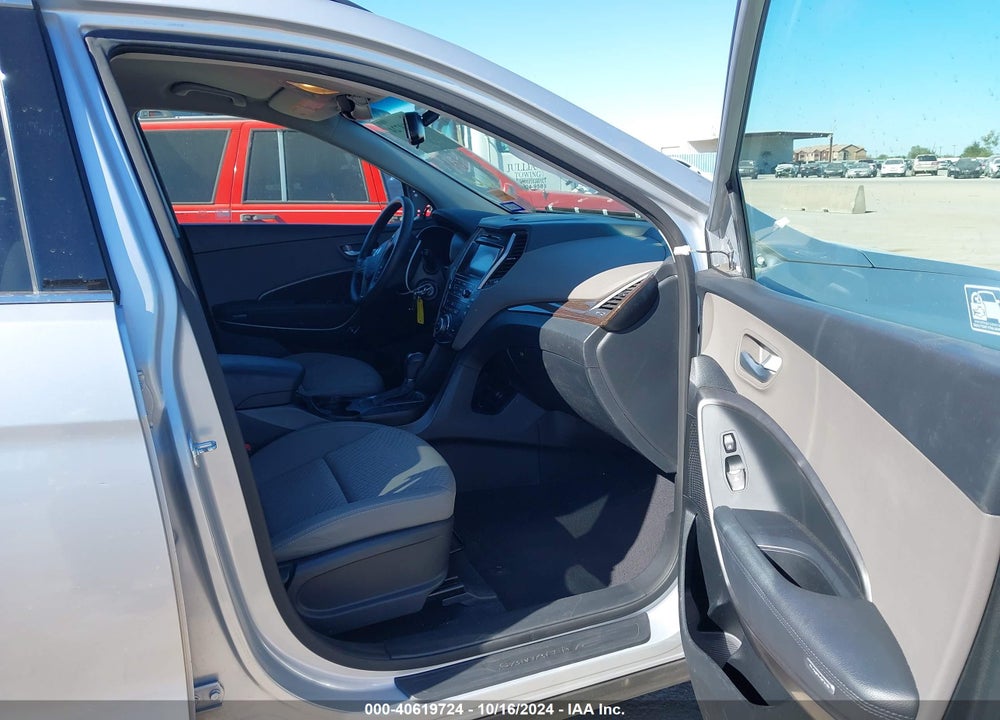 2017 HYUNDAI SANTA FE SE VIN: KM8SM4HF0HU181436