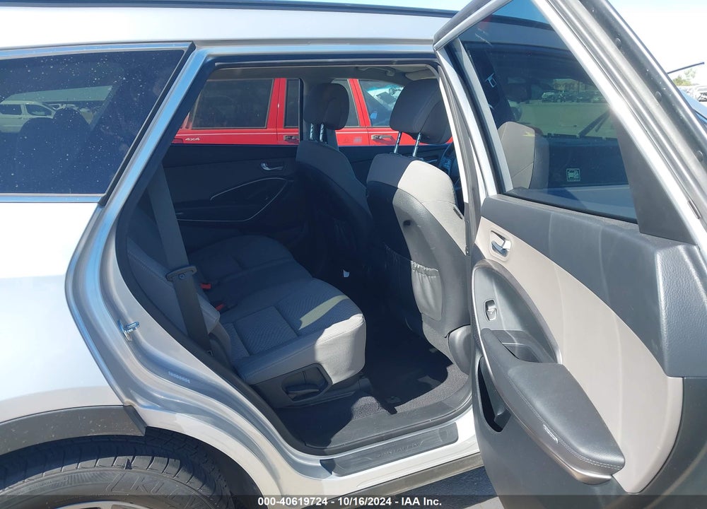 2017 HYUNDAI SANTA FE SE VIN: KM8SM4HF0HU181436